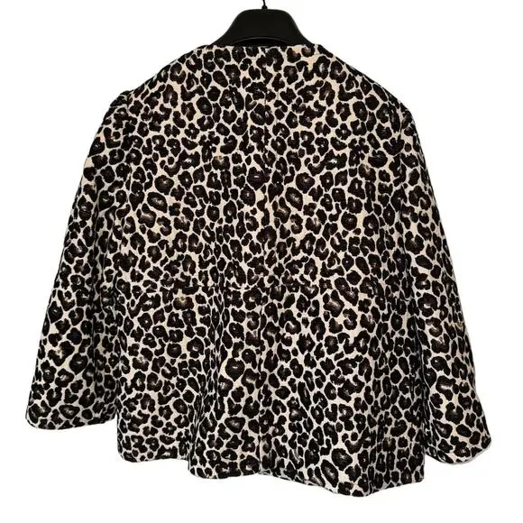 Chicos Modern Jacquard Animal Print Jacket Size Medium Cropped Sleeves BNWT - Picture 3 of 13